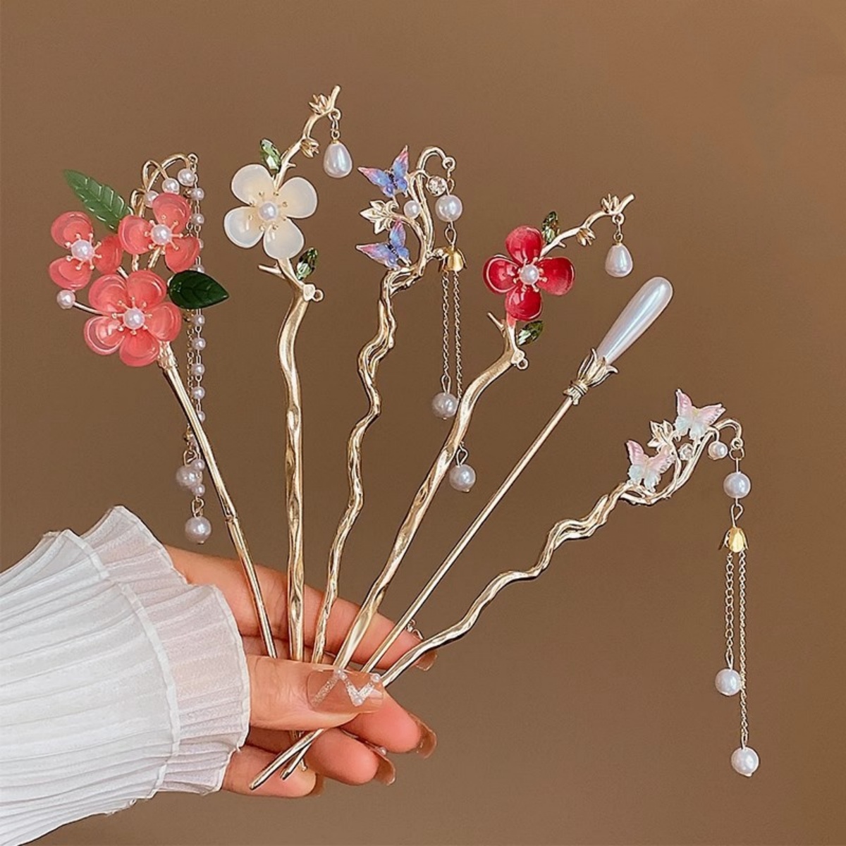 Jewelry Making With Beads - 2025 新しい花のヘアピン女性のためのエレガントな花蝶パールタッセルヘアスティックトレンディなジュエリーヘアアクセサリーヘアクリップ