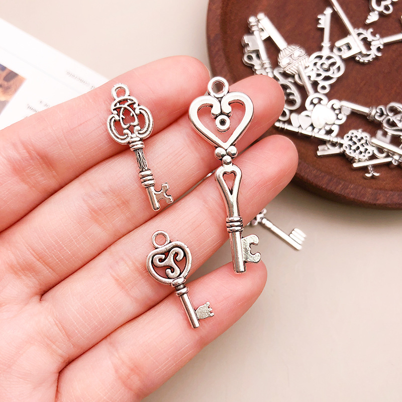 ジュエリー作りのための小さなクラフトメタルチャーム、DIYク - Jewelry Making Business のレビューと価格