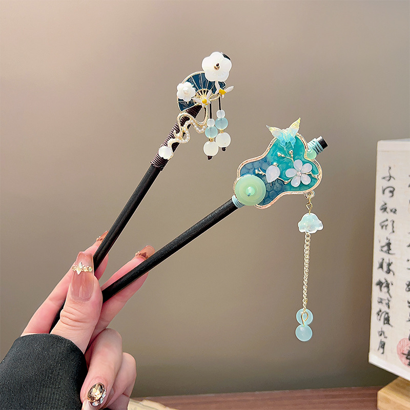 クラシックタッセルヘアスティック黒木製フラワーパールヘアピン - Jewelry Making With Beads のレビューと価格