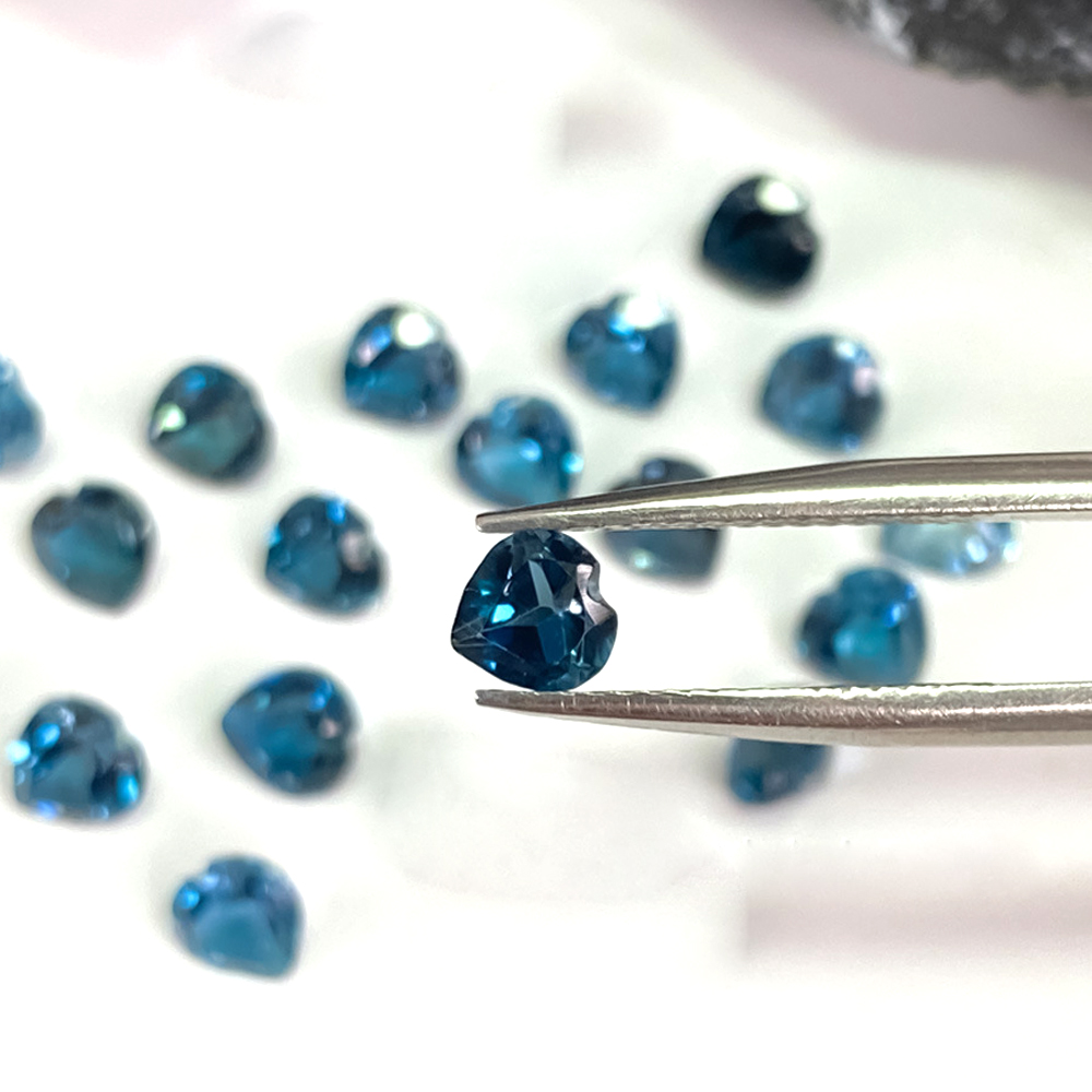 本物の天然石 20個入り セミプレシャス ロンドンブルートパ - Jewelry Making In London のレビューと価格